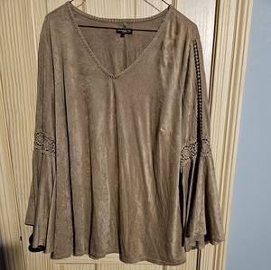 Lightweight EUC. Shirt